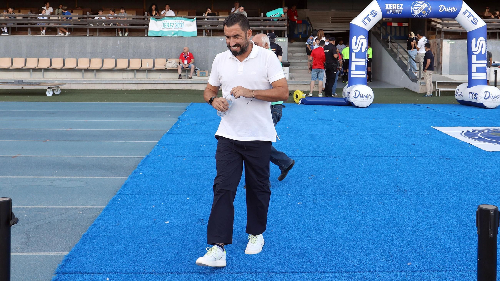 Imágenes del Xerez DFC y Atlético Malagueño en Chapín