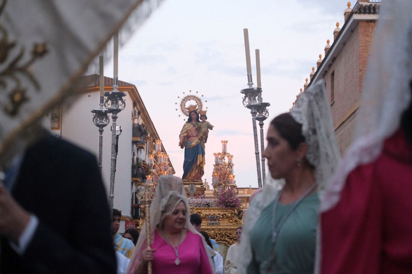 La procesión de María Auxiliadora de Córdoba, en imágenes
