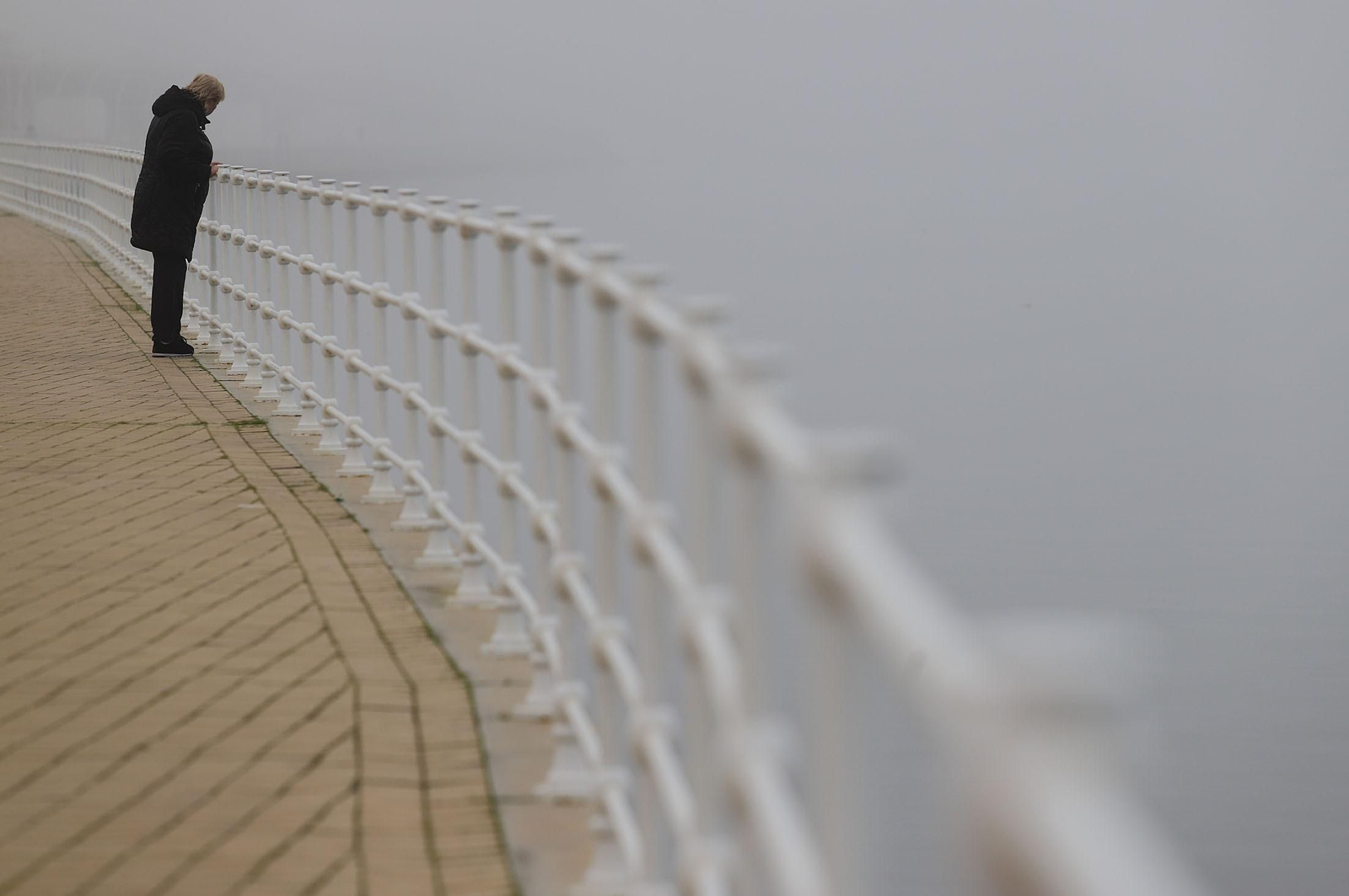 Imágenes de la niebla durante la mañana en Huelva