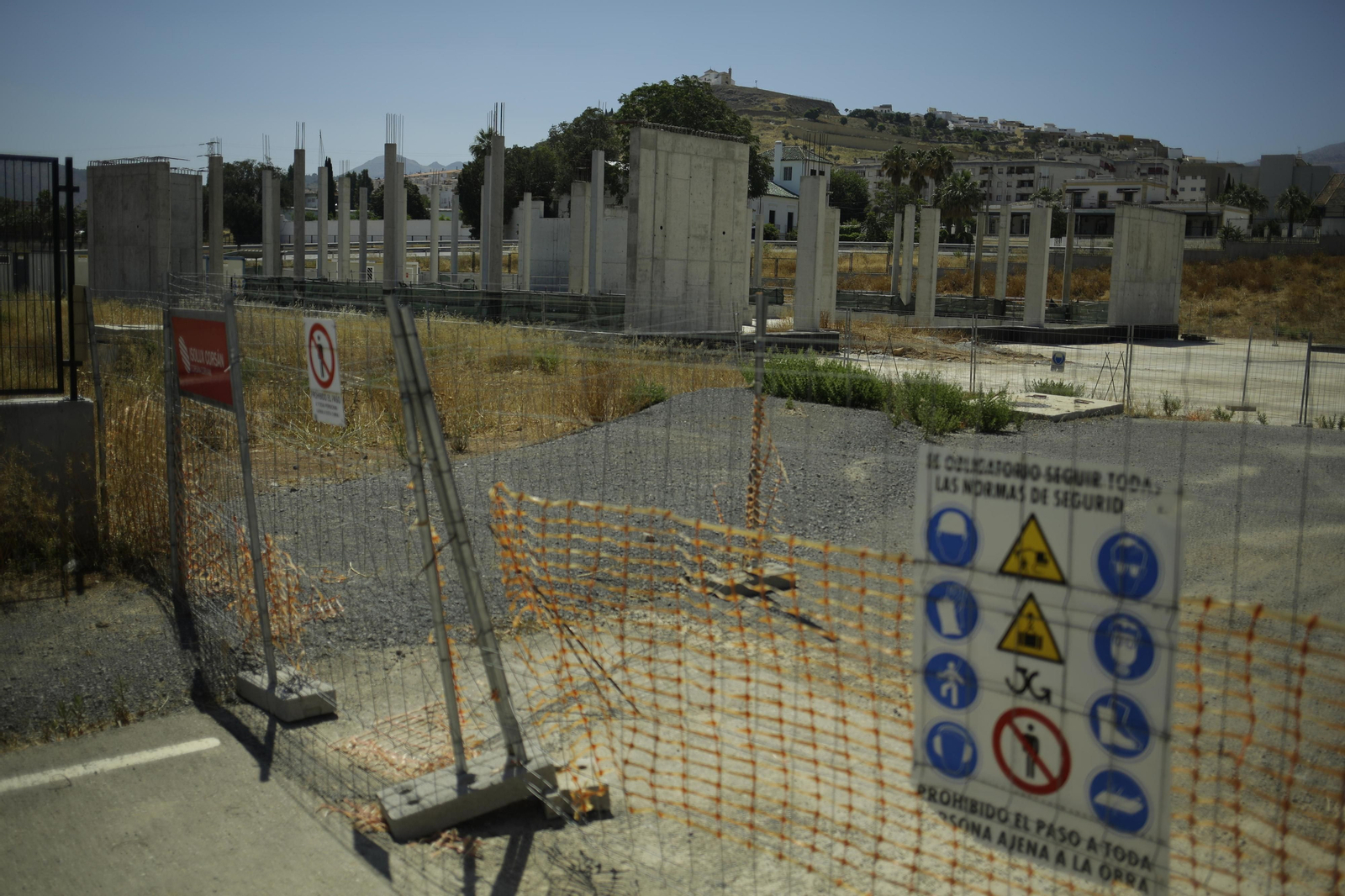 Obras paralizadas de la futura estación AVE de Antequera.