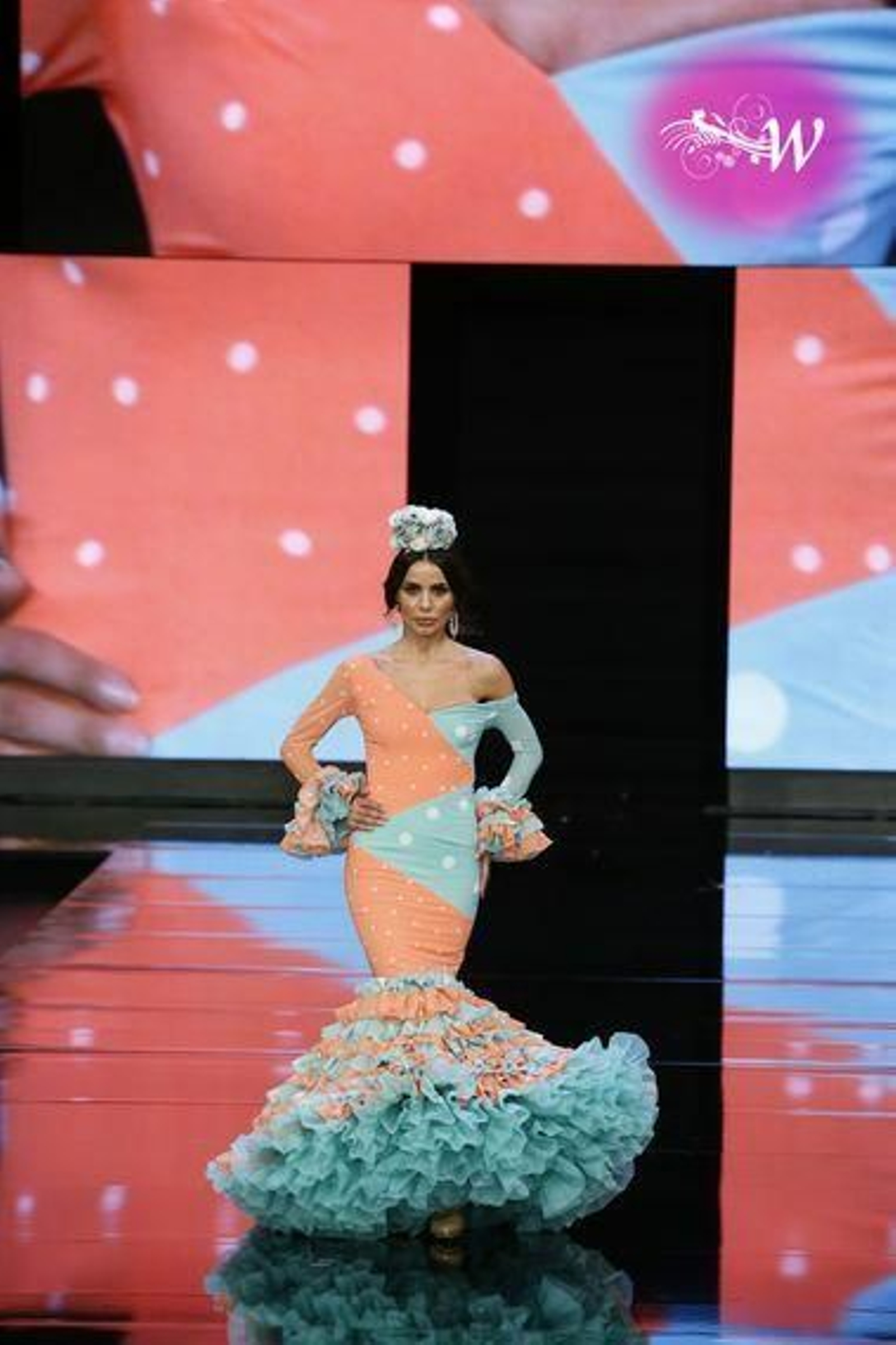 Carmen Raimundo presenta su colección de flamenca en SIMOF 2020, todas las fotos