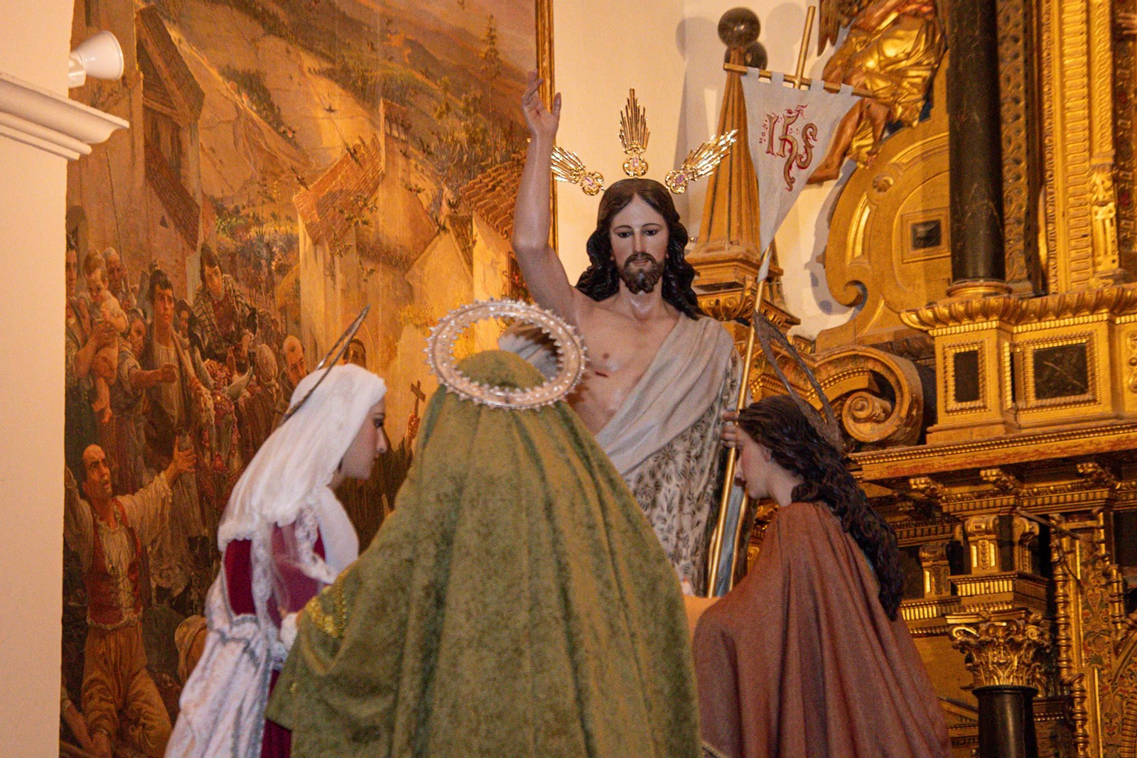 Domingo de Resurrección en Montilla: el Resucitado se queda en la parroquia de Santiago Apóstol