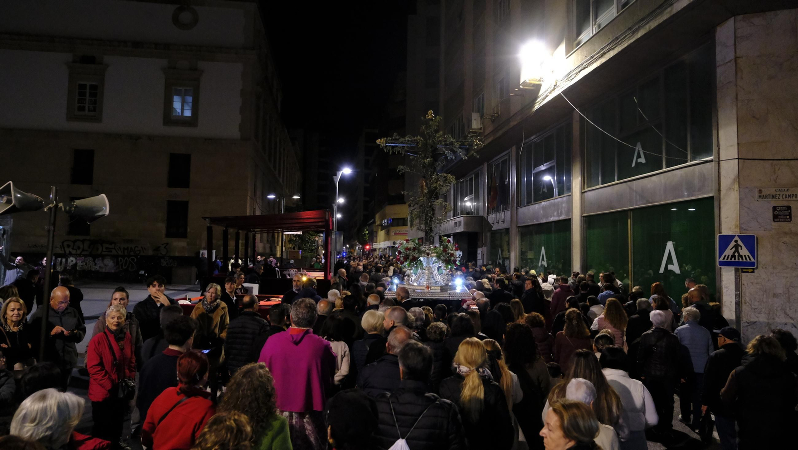 Vía Crucis del Cristo de la Escucha en la Semana Santa de Almería 2025