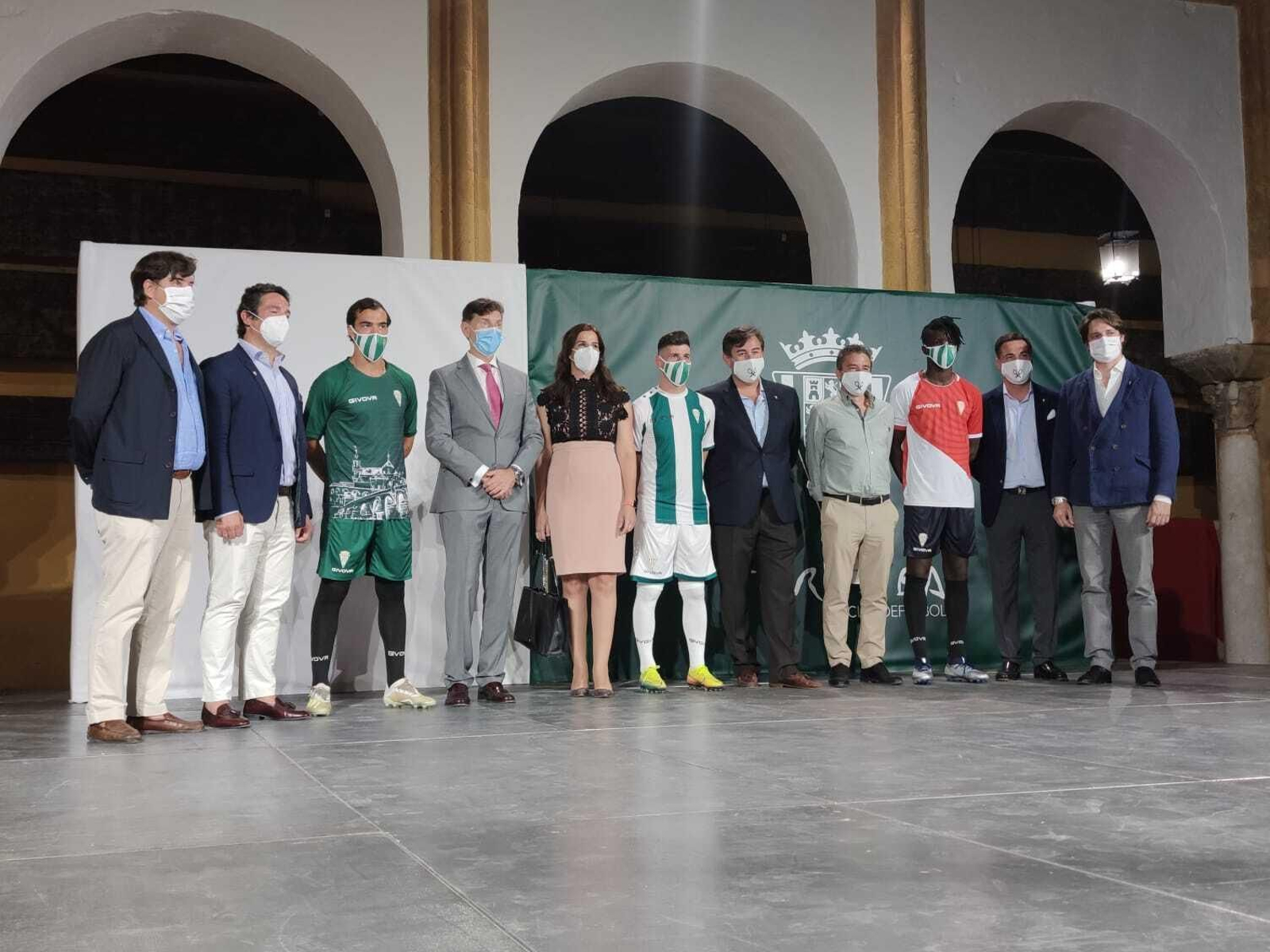 Las fotos de las nuevas equipaciones del Córdoba CF