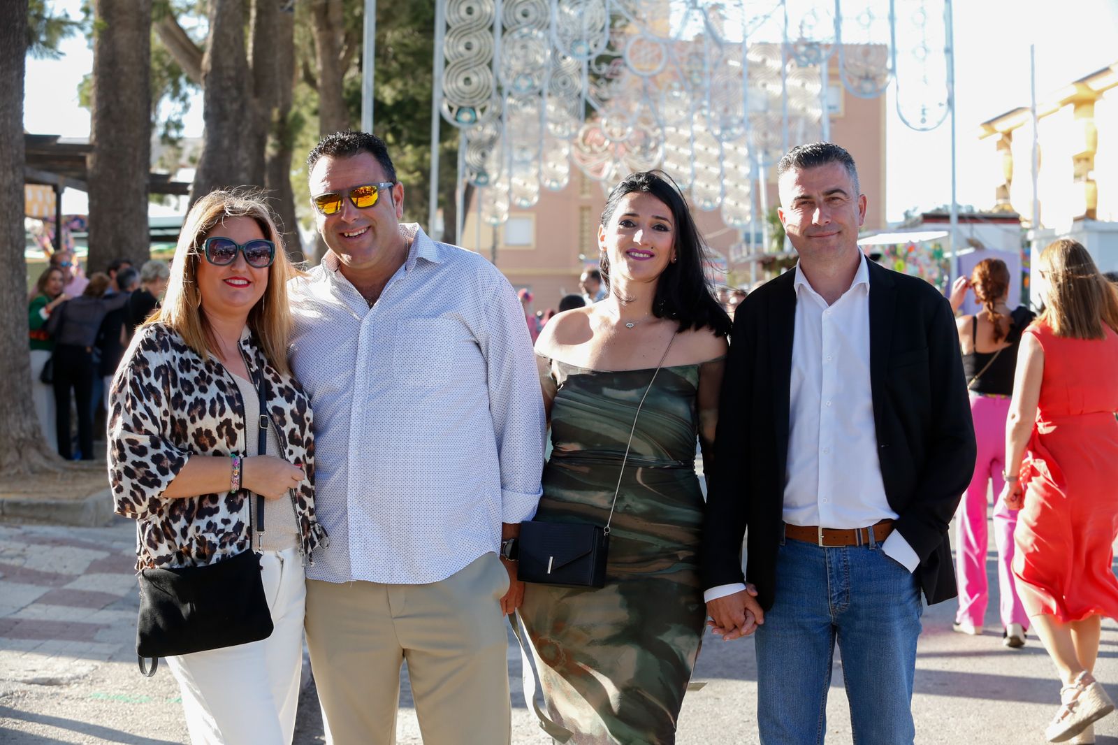 Búscate en la fotos del viernes en la feria de Los Barrios