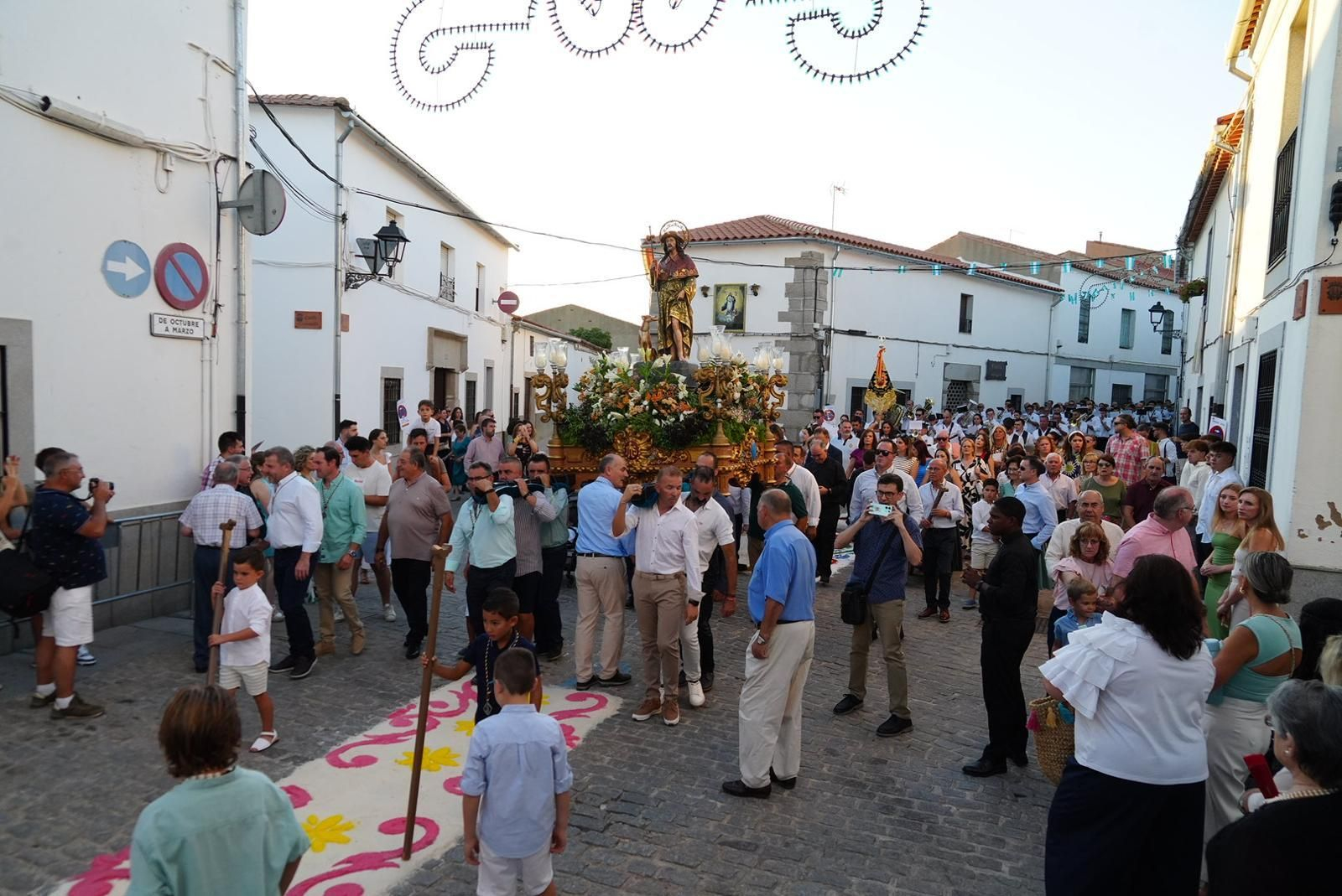 La procesión de San Roque en Dos Torres