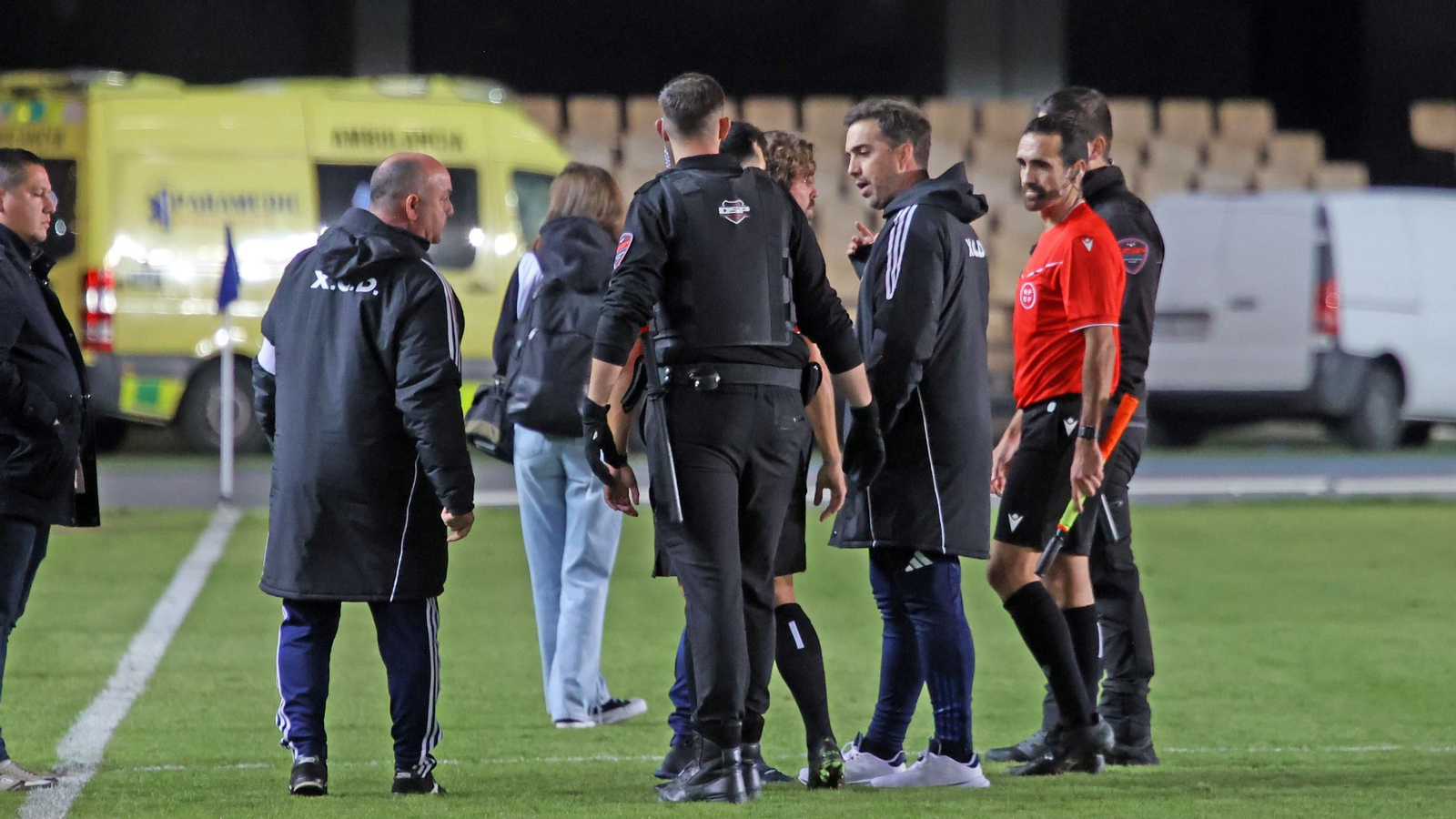 Imágenes del derbi entre Xerez CD y Xerez DFC en Chapín