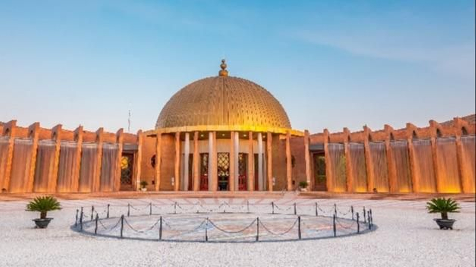 Cartel de la Velá de Sevilla Este 2025