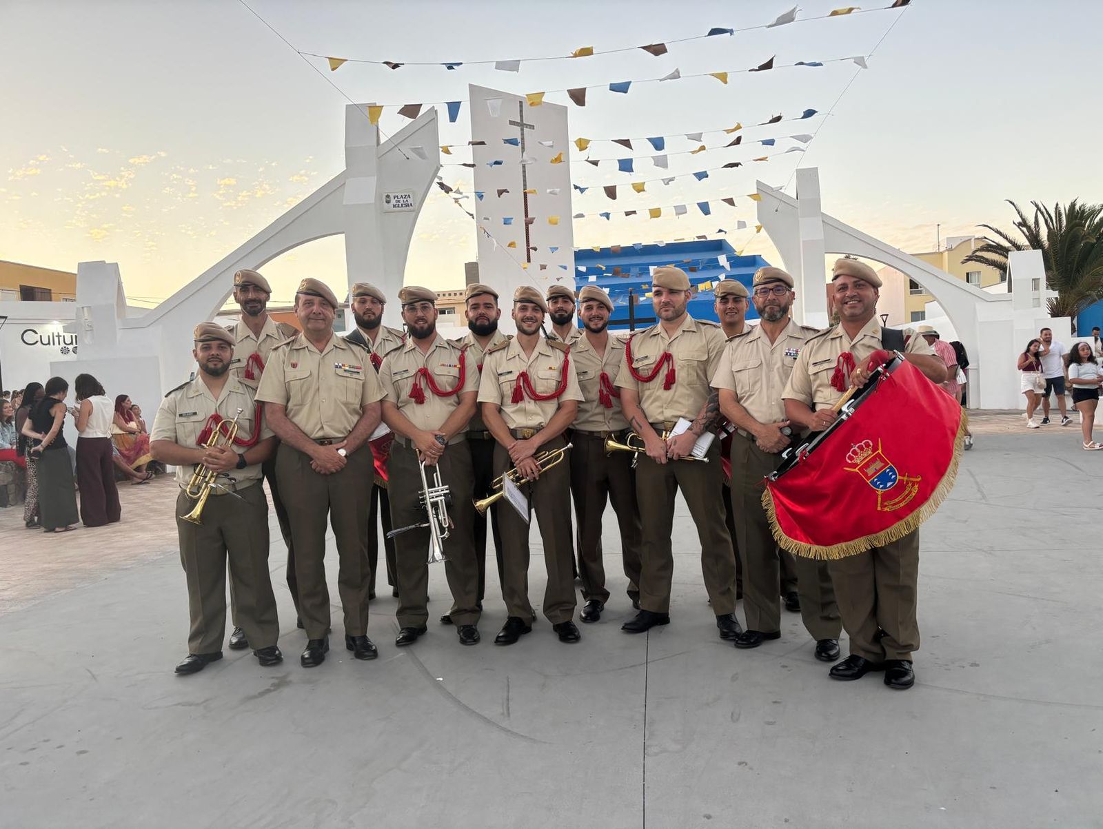 Banda del Soria 9, julio de 2025. Corralejo (Fuerteventura). Moeckel, tercero por la izquierda