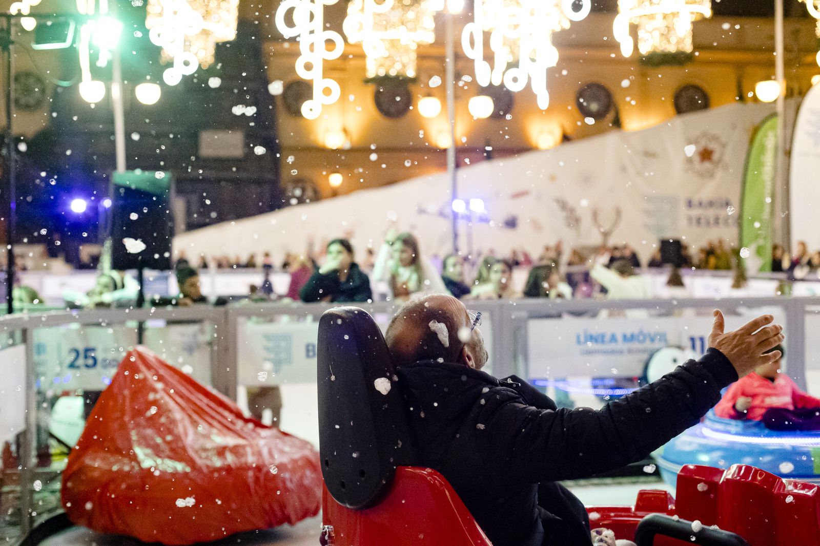 Navidad Cádiz 2022: Las imágenes de las gran nevada en la plaza San Antonio