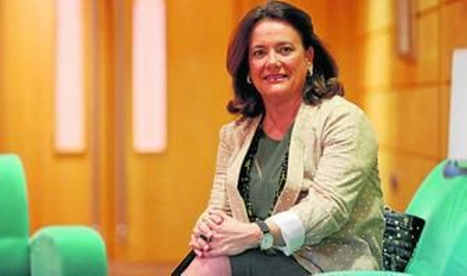 Gabriela Domingo Corpas ayer en la sede de Unicaja momentos antes del debate.