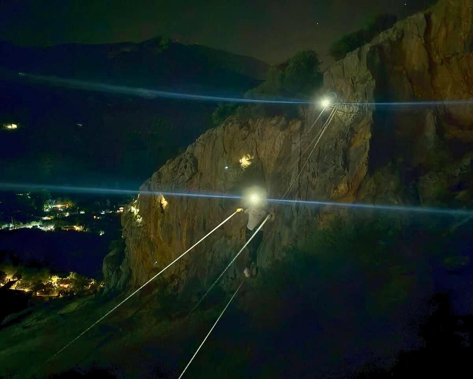 La Vía Ferrata Fuente de la Peña en Jaén en imágenes: adrenalina, naturaleza y vistas de ensueño La Vía Ferrata Fuente de la Peña en Jaén en imágenes: adrenalina, naturaleza y vistas de ensueño