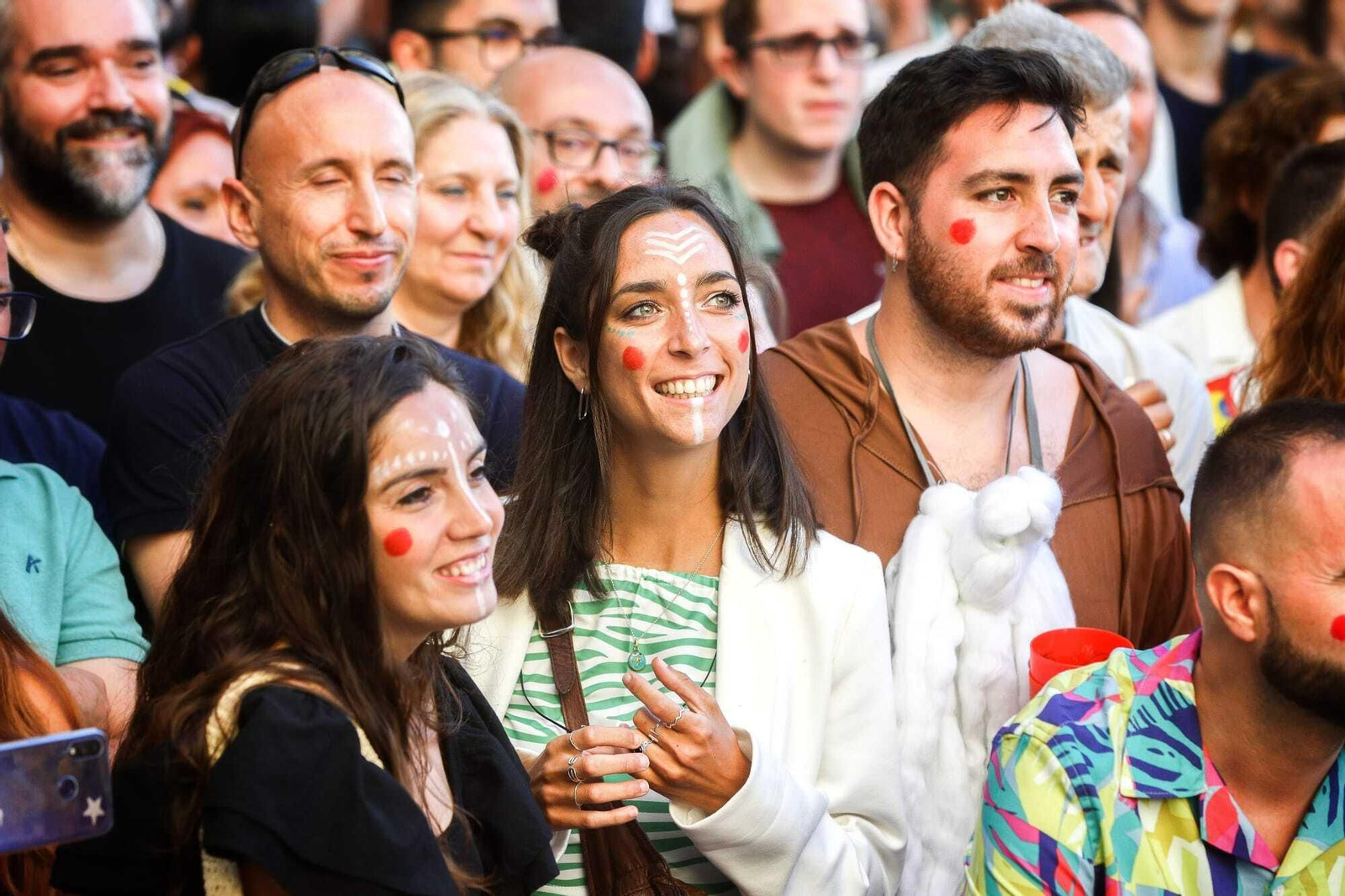Las mejores imágenes del sábado de Carnaval en Cádiz