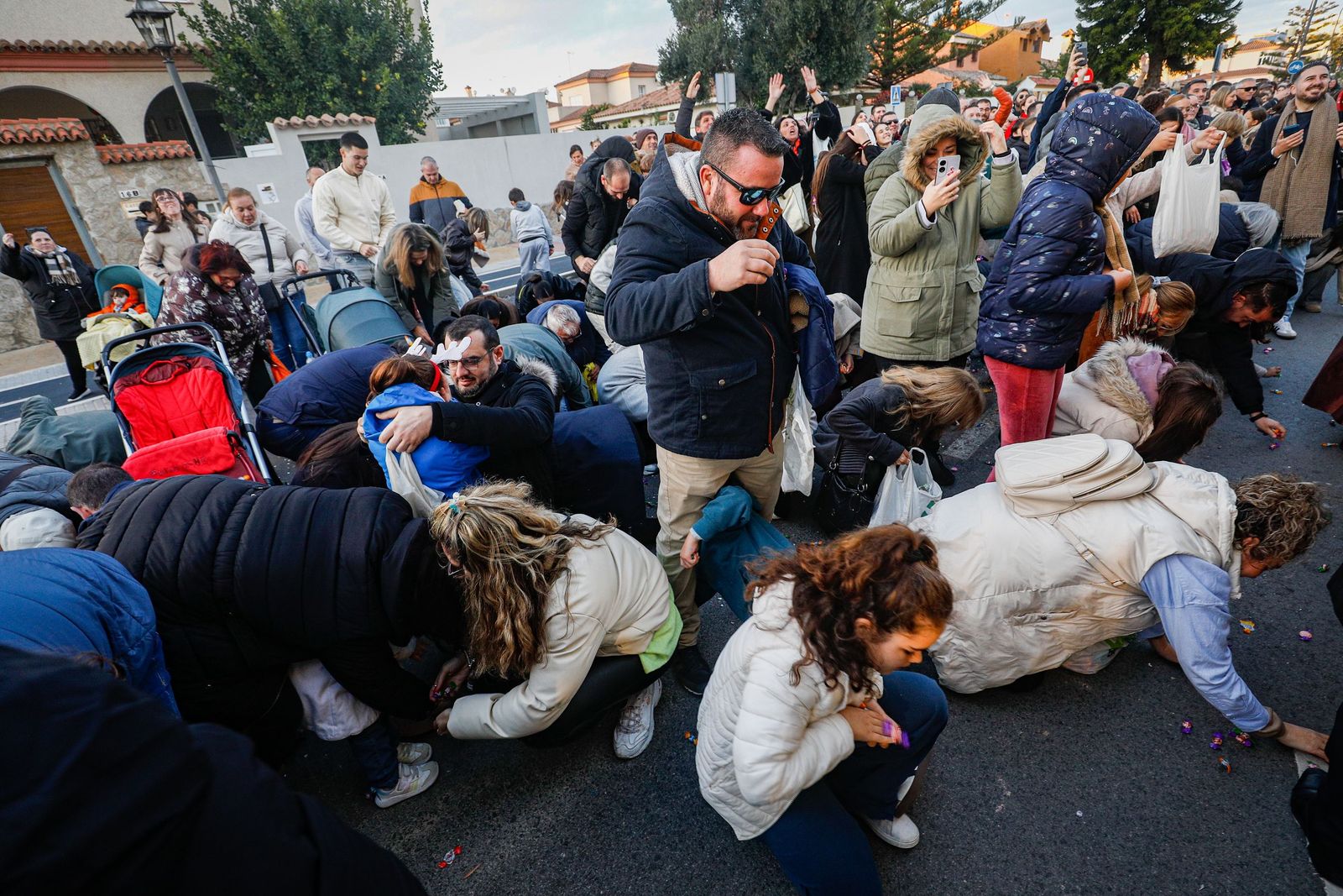 Las imágenes de la cabalgata de los Reyes Magos de San Fernando 2026
