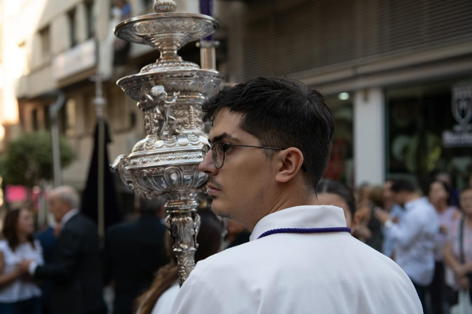El pueblo de Jaén abraza con solemnidad a El Abuelo en la Magna, en imágenes