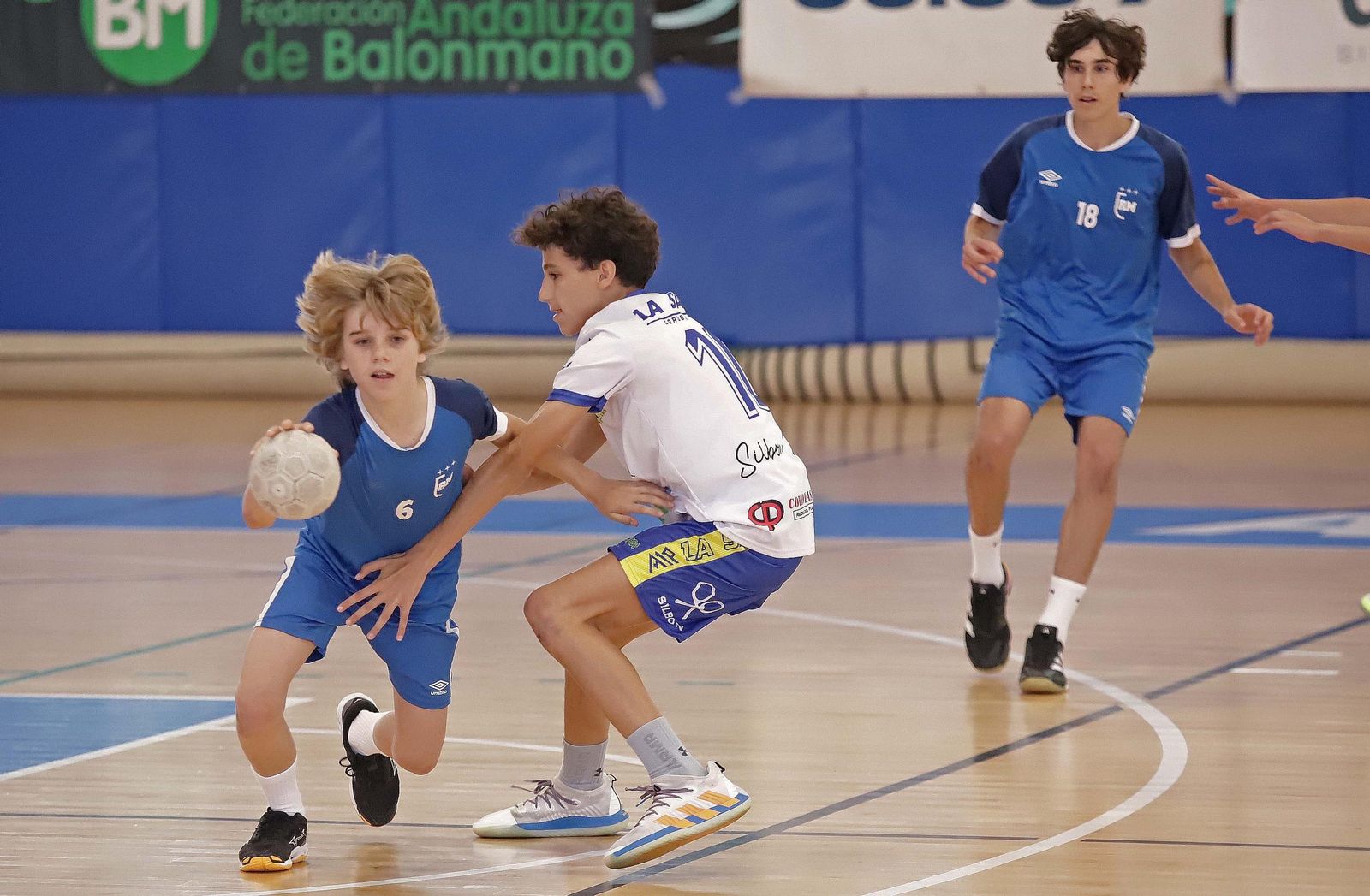 El Romeral de Málaga, campeón del Andaluz infantil masculino de balonmano de La Línea