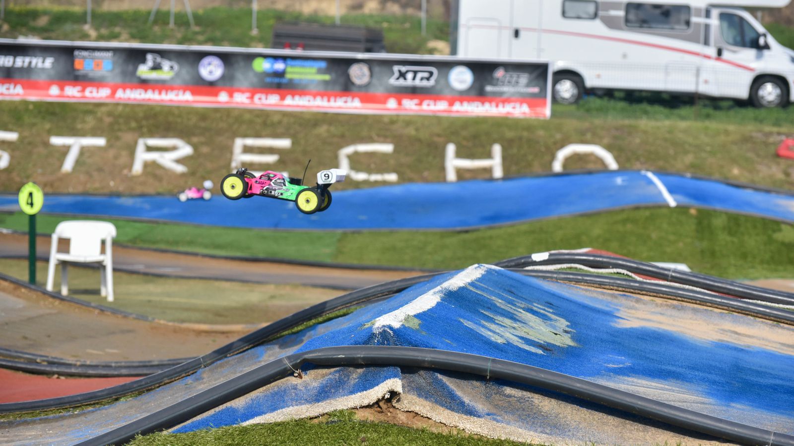 Las fotos del Campeonato Andaluz de coches de radio control en el circuito RC 'El Estrecho' en San Roque