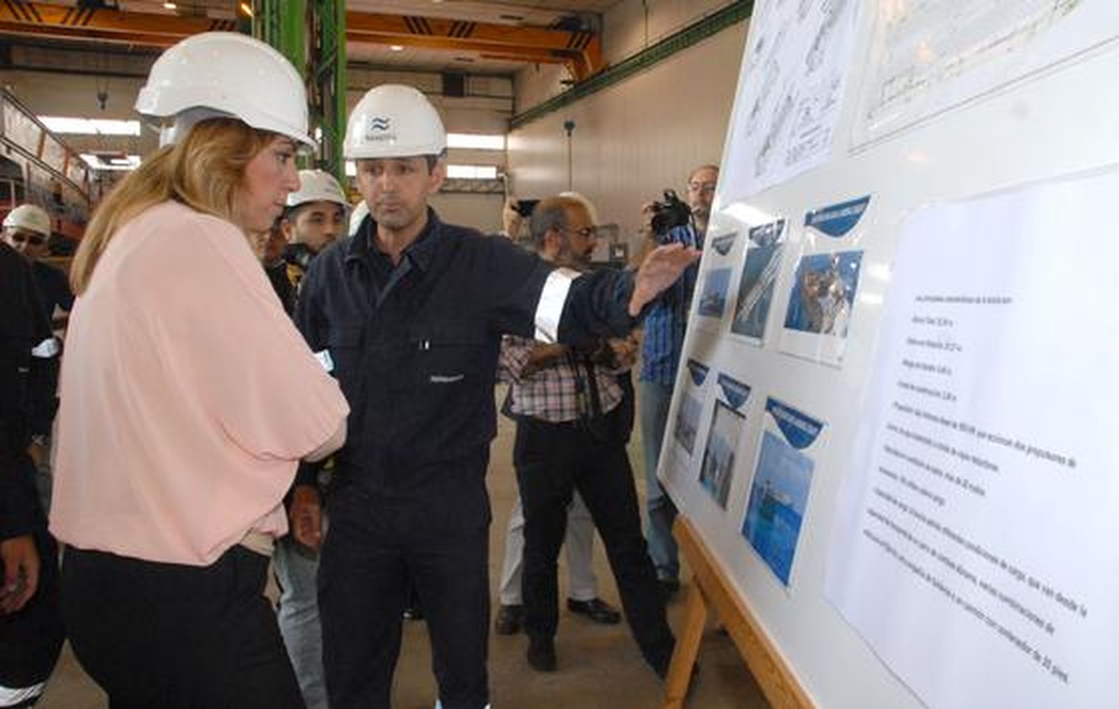 Díaz también visitó el astillero de San Fernando.

Foto: Rioja