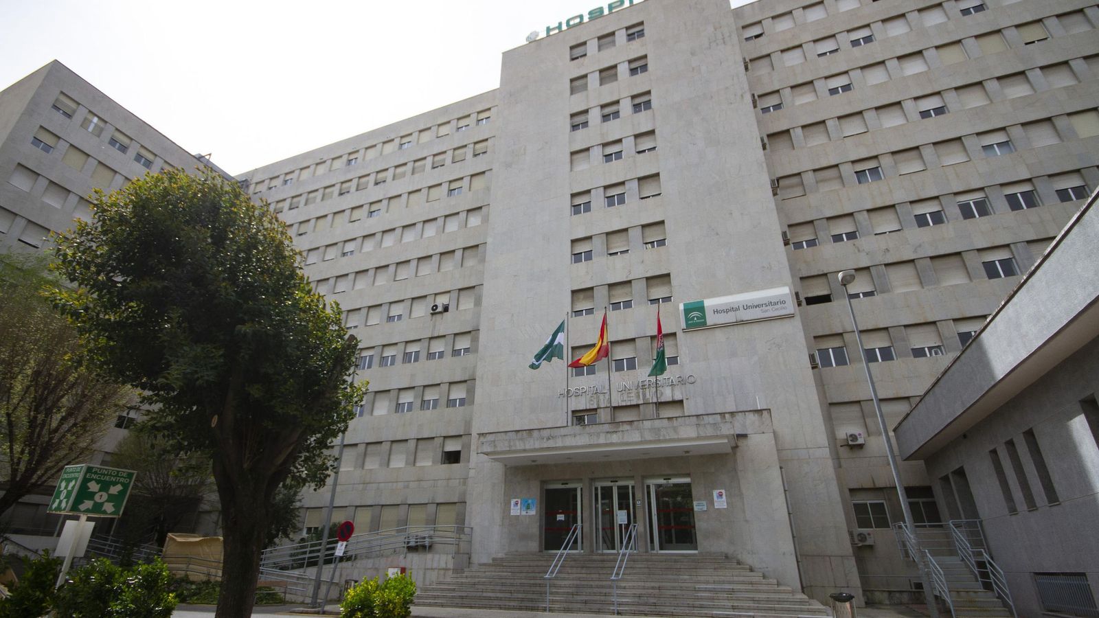 El antiguo San Cecilio, hoy Hospital Doctor Olóriz.