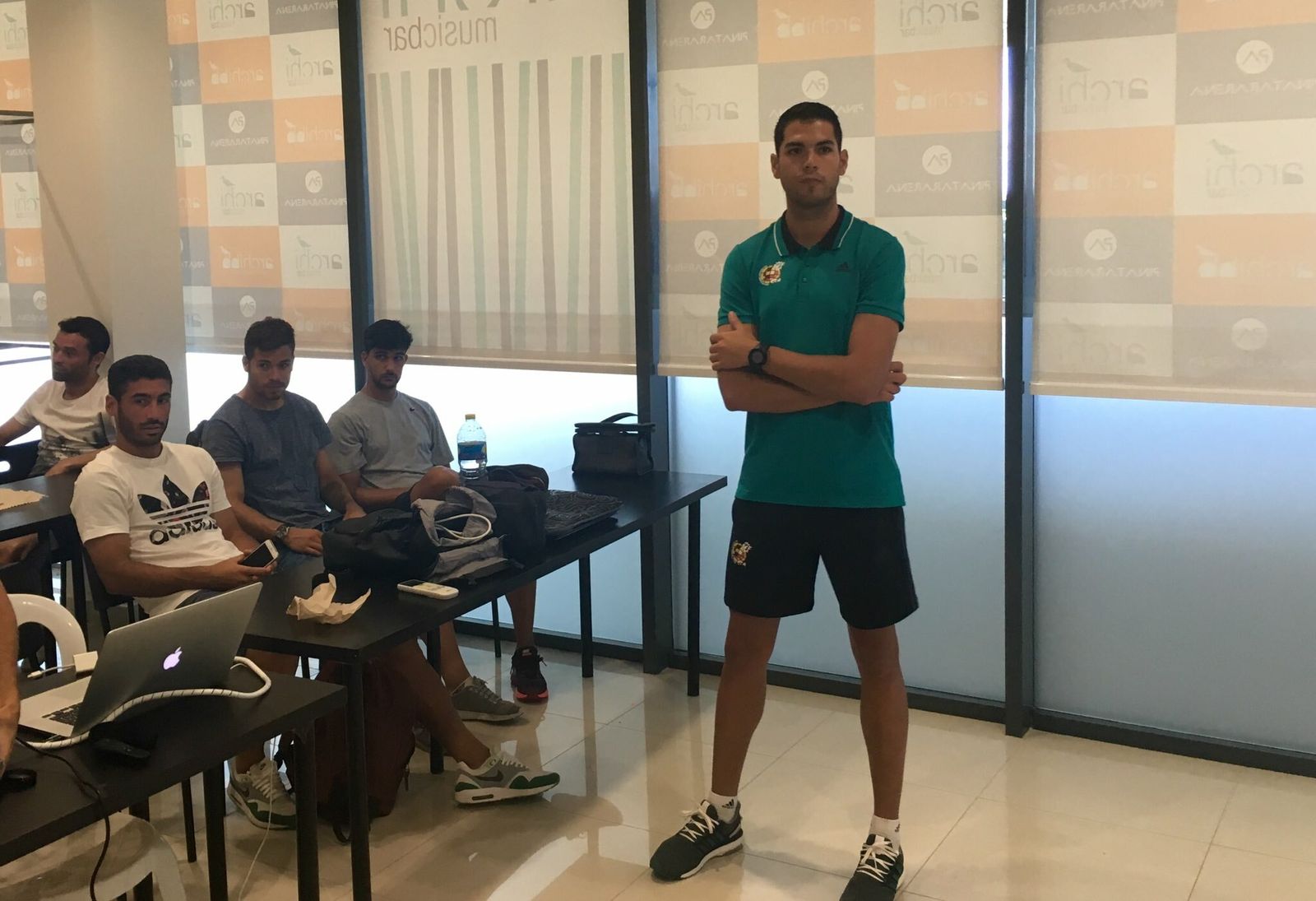 Salvador Lax Franco, en un curso de la Federación.