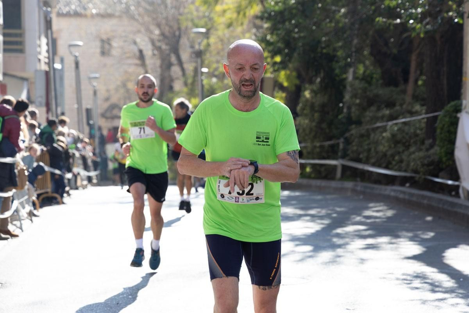 Deporte y solidaridad se unen en la IV Carrera Popular IES San Juan Bosco, en imágenes