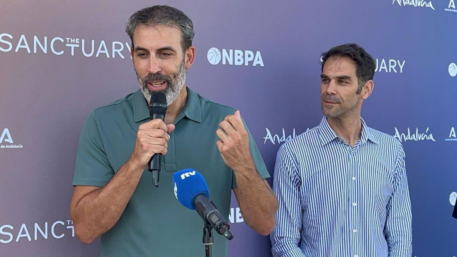 Berni Rodríguez y Juan Manuel Calderón durante la presentación
