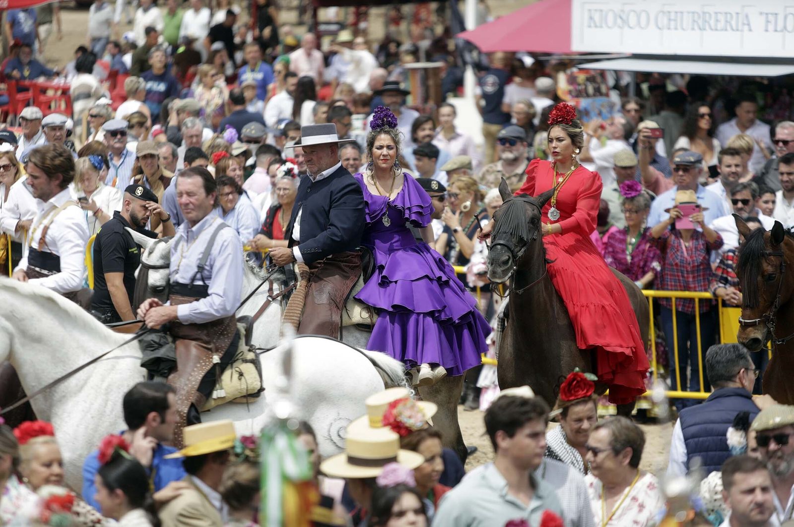El Rocío 2023: Imágenes de ambiente y presentaciones de las Hermandades