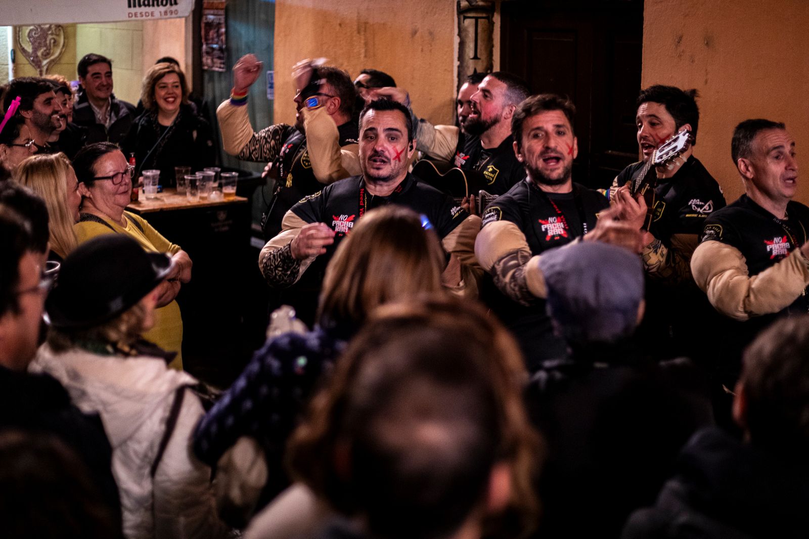 Búscate entre las mejores imágenes del Circuito de agrupaciones ilegales del Pópulo