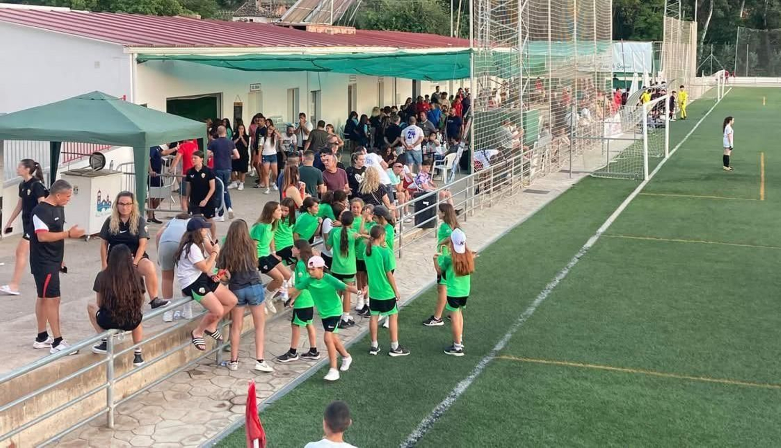 En imágenes: convivencia y cantera en el Torneo Internacional de fútbol base 'Ciudad de Beas'