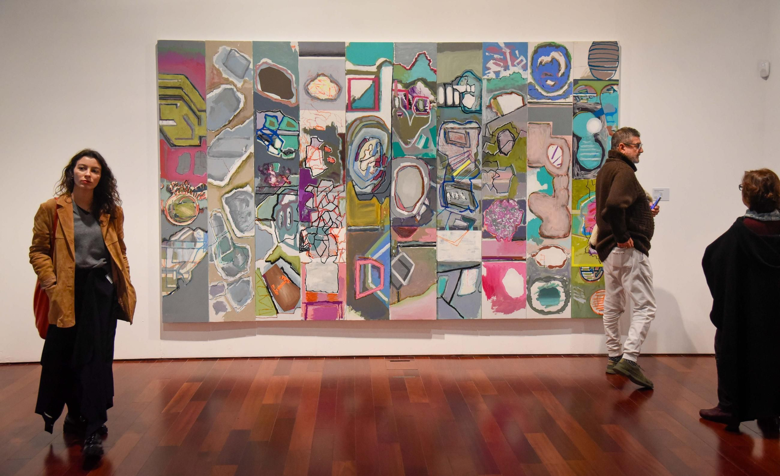 Luis Gordillo, Juan Uslé y Secundino Hernández inauguran la exposición Trifásico