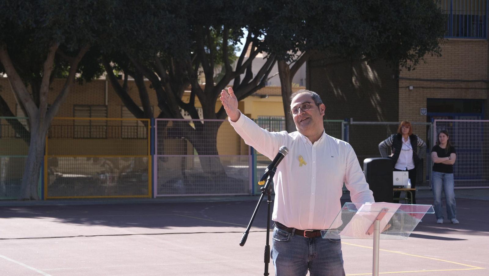 Día Internacional Contra el Cáncer Infantil en el CEIP 28 de Febrero, en imágenes
