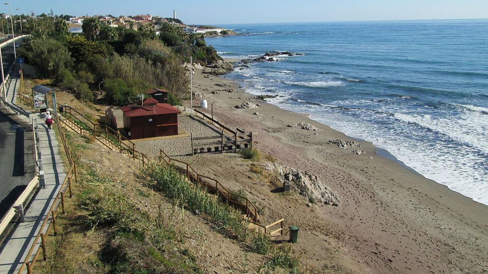 Playamarina en La Cala de Mijas, cerca de donde el general Torrijos llegó para no volver.