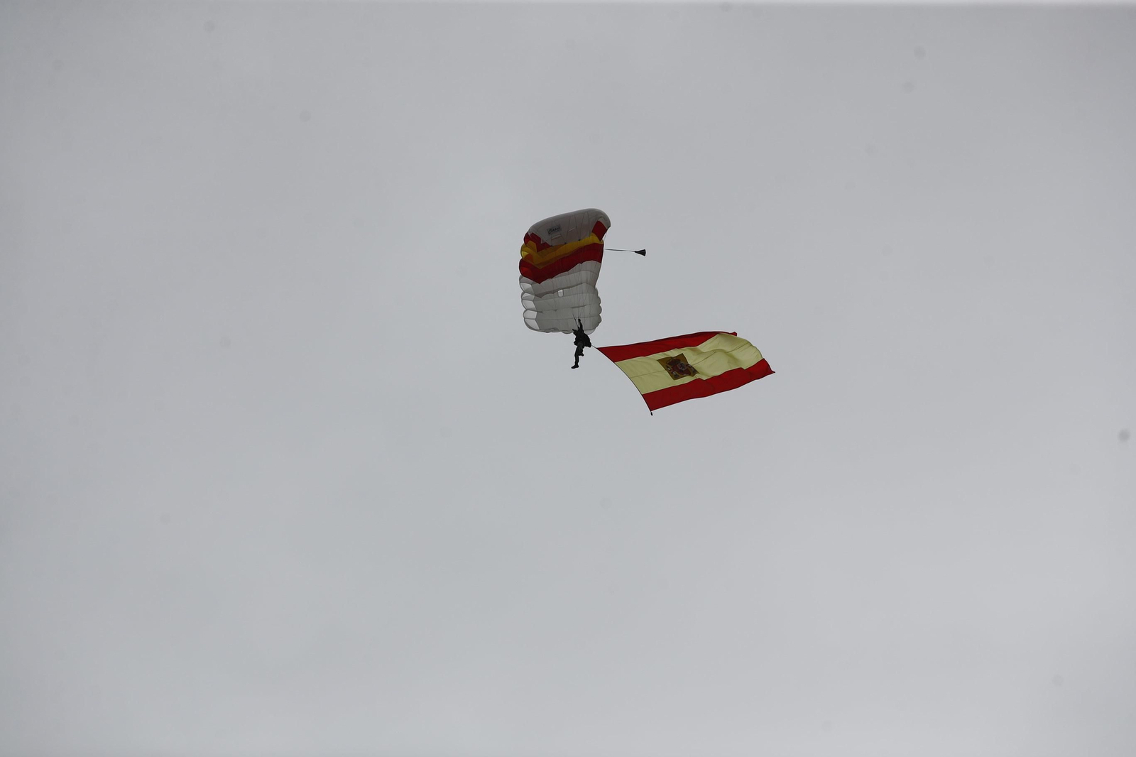 El desfile del 12-O en imágenes