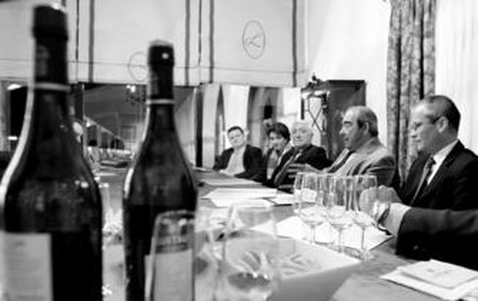 Villanueva, Miller, Caballero y Savatier, ayer en rueda de prensa.