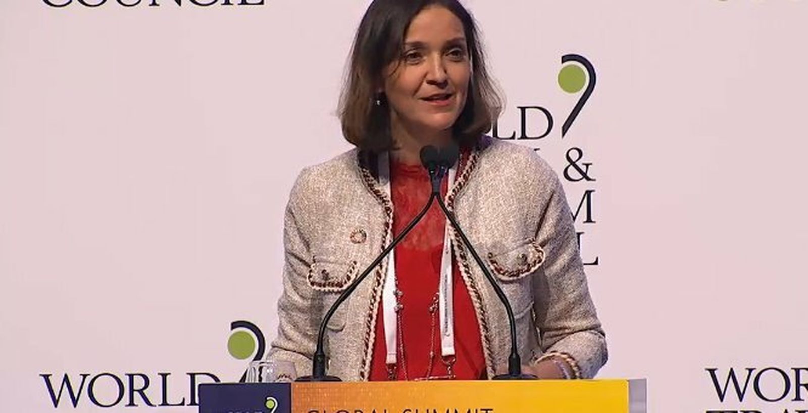 Reyes Maroto, la ministra de Industria, Comercio y Turismo, en su intervención en la cumbre mundial del turismo en Sevilla.