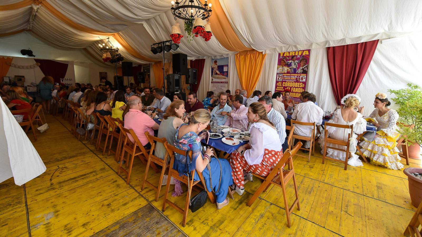 Fotos del ambiente en el viernes de la Feria Real de Algeciras