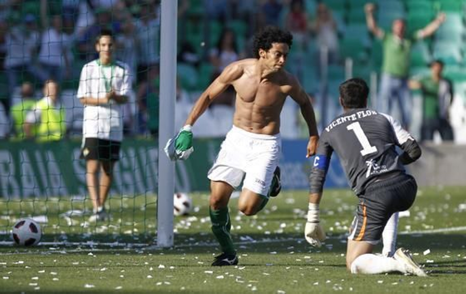 El Betis gana el último partido de la Liga al Villarreal B (2-1). / Antonio Pizarro