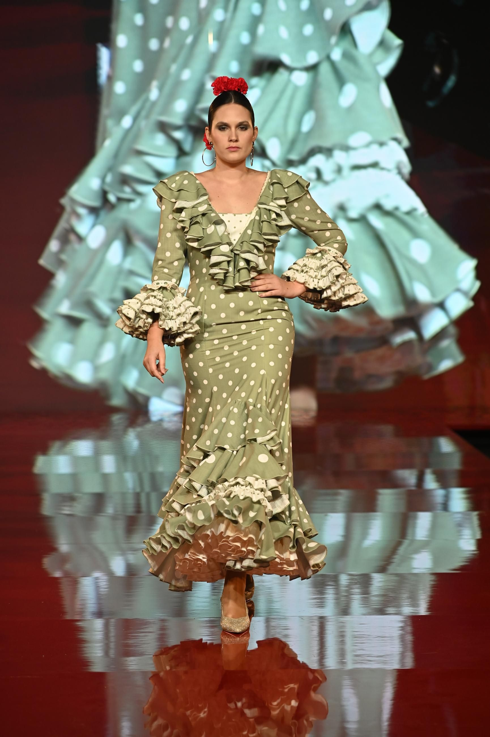 Huelva Flamenca 2025: Desfile de Raquel Muñoz