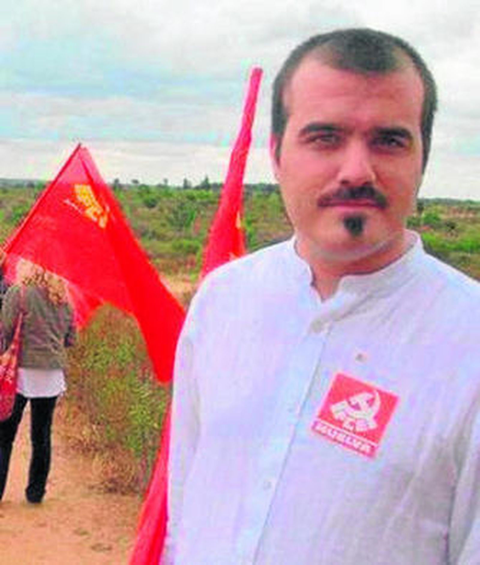 El candidato Daniel Hernando, durante una movilización del PCA.