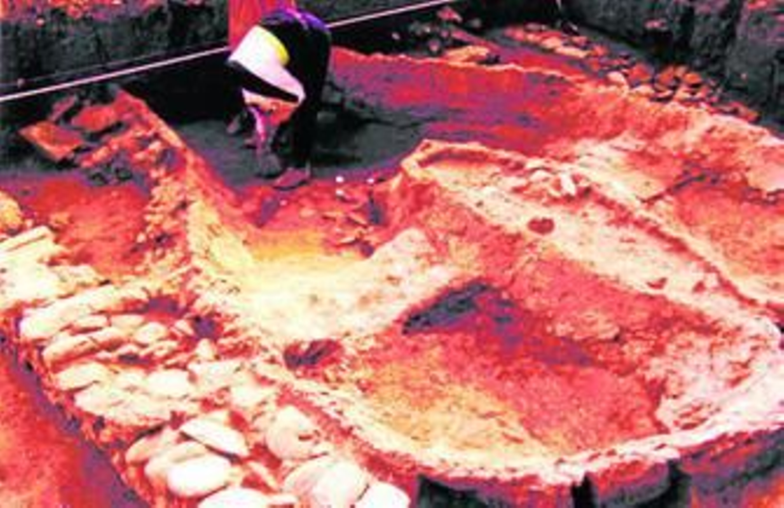 Yacimiento del Cerro del Villar, en una de las primeras excavaciones realizadas en los años 80.
