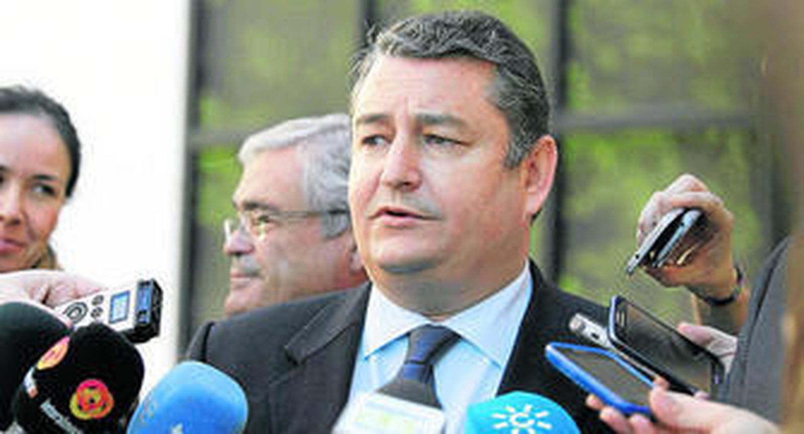 Antonio Sanz, delegado del Gobierno en Andalucía, informó en Motril sobre la operación.