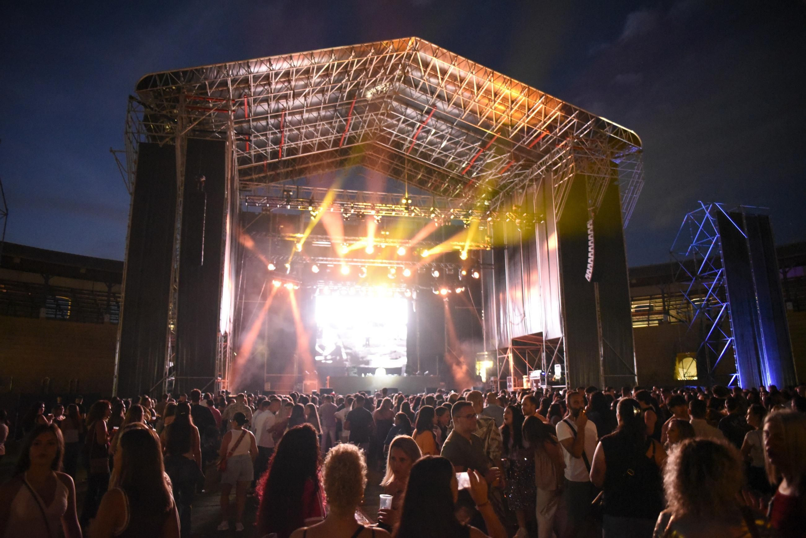 Fotos del concierto de Juan Magán en La Línea