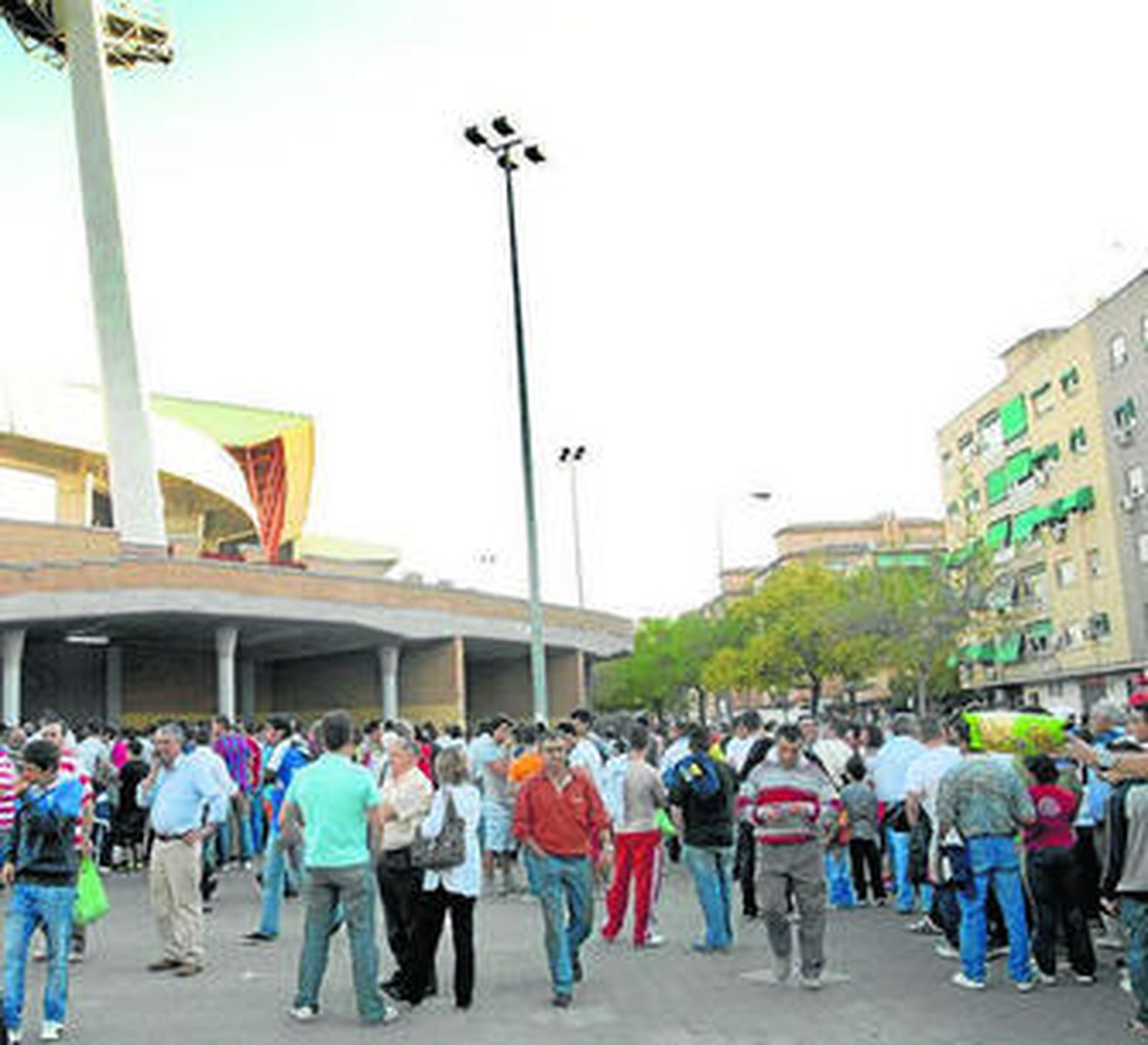 Los bajos de Los Cármenes llegan a los 4.000 metros cuadrados.