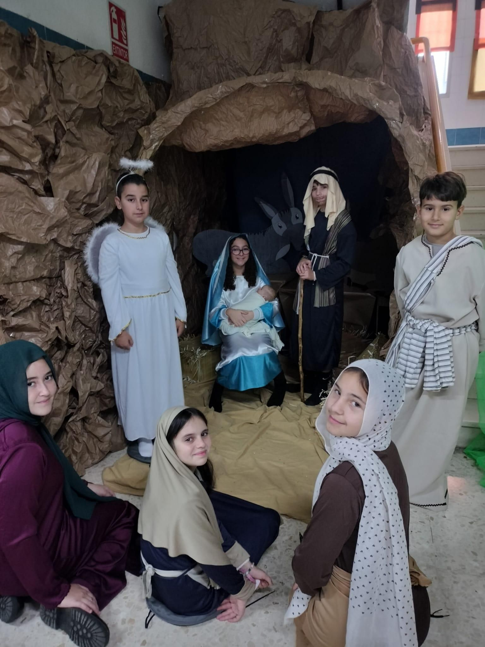 El mágico Belén Viviente de los alumnos del CEIP Manuel Siurot