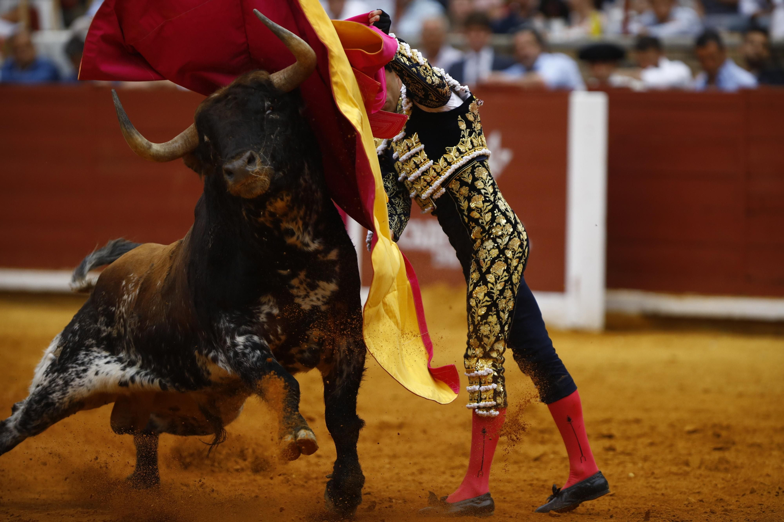 La corrida de Talavante, Roca Rey y Lagartijo, en Córdoba, en imágenes