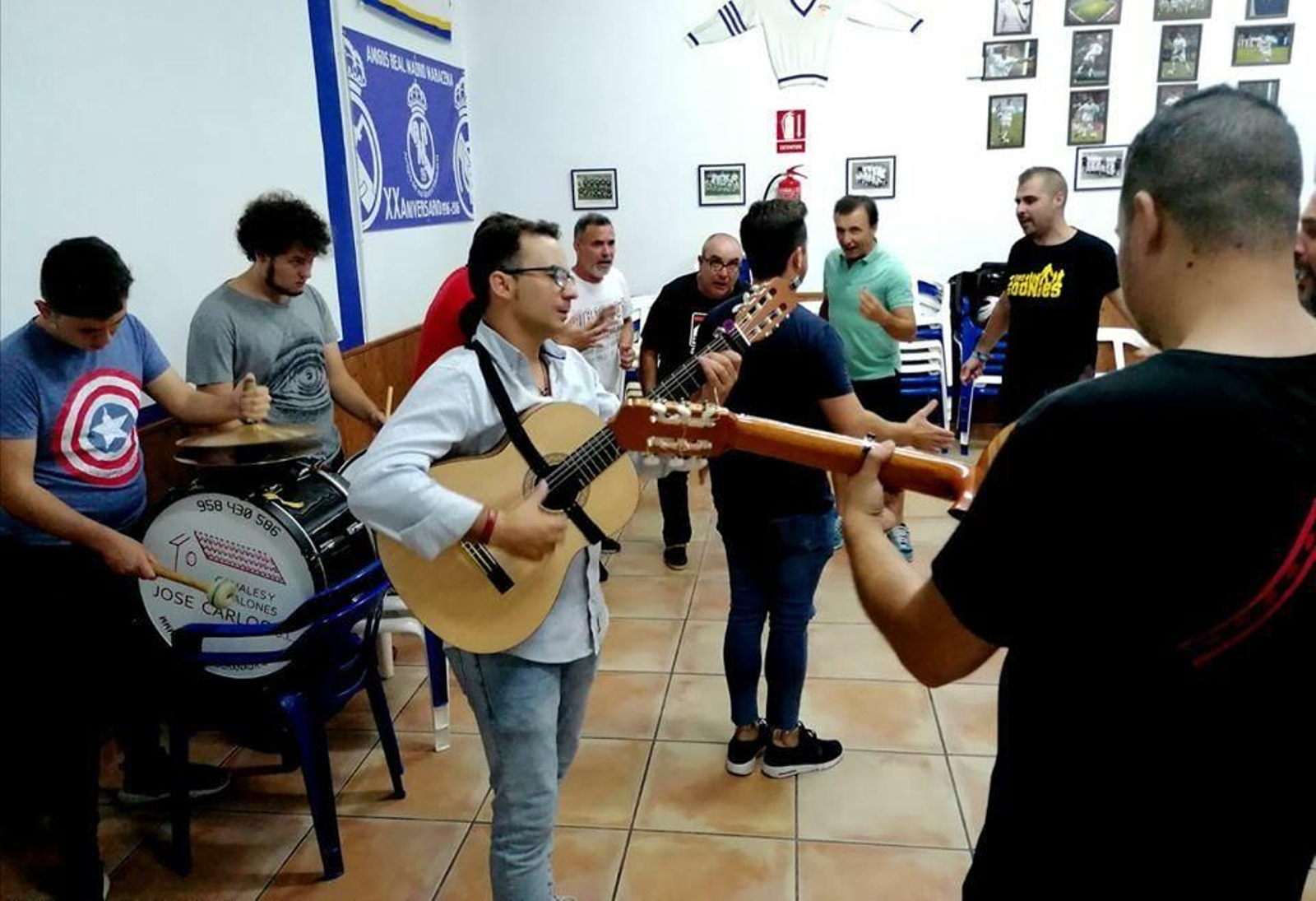 La Comparsa de Granada actuará en el Carnaval de Cádiz en 2020