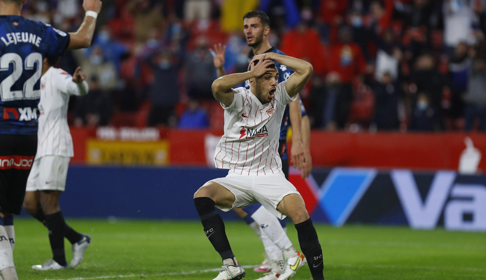 Las imágenes del Sevilla-Alavés