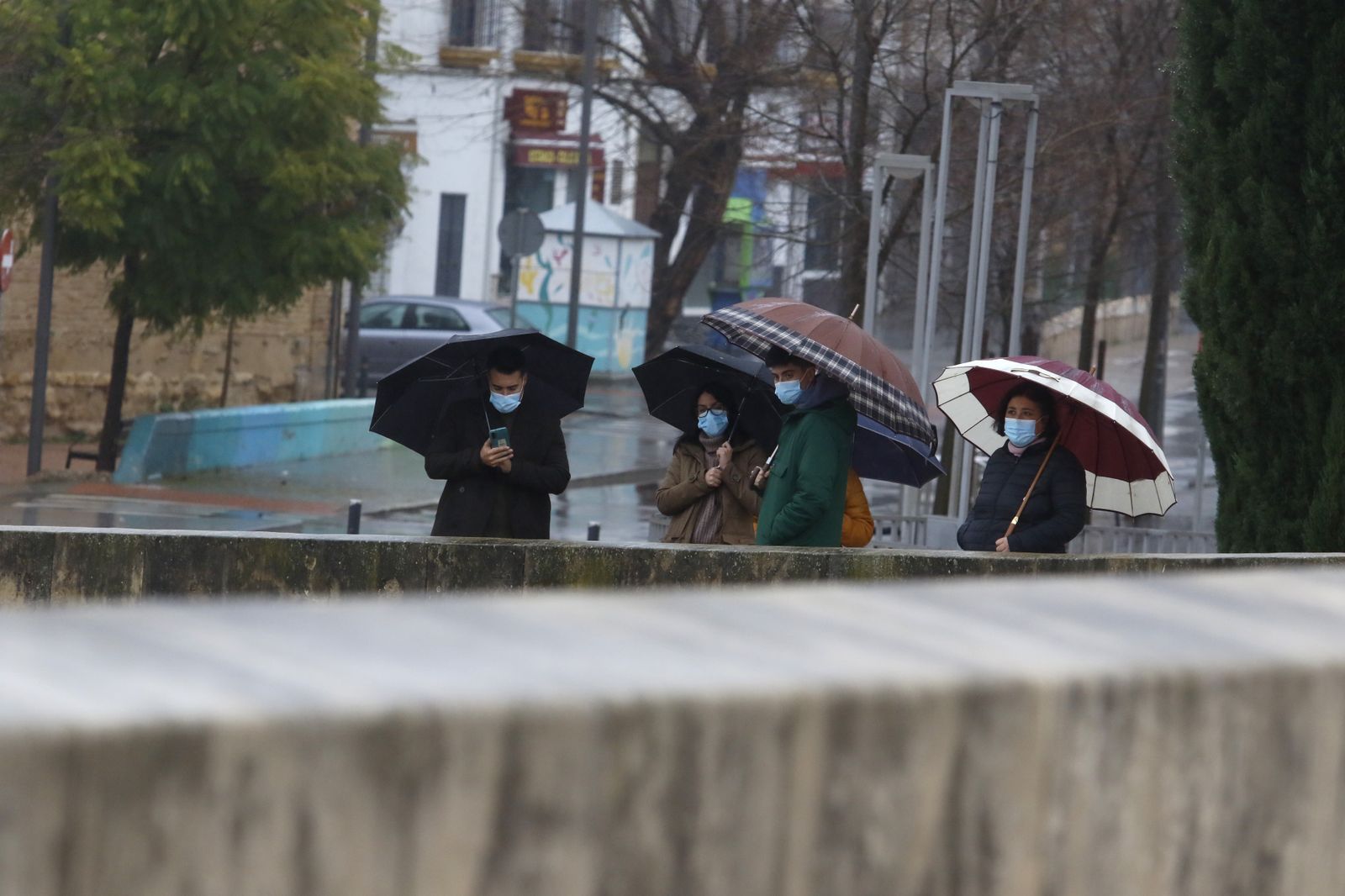 Un día de Navidad en Córdoba pasado por agua, en fotografías
