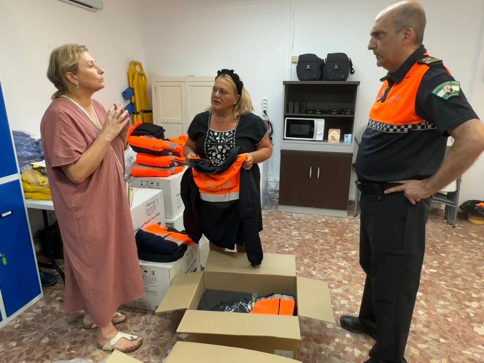 Donación de Protección Civil a Niños de Ucrania y Andalucía