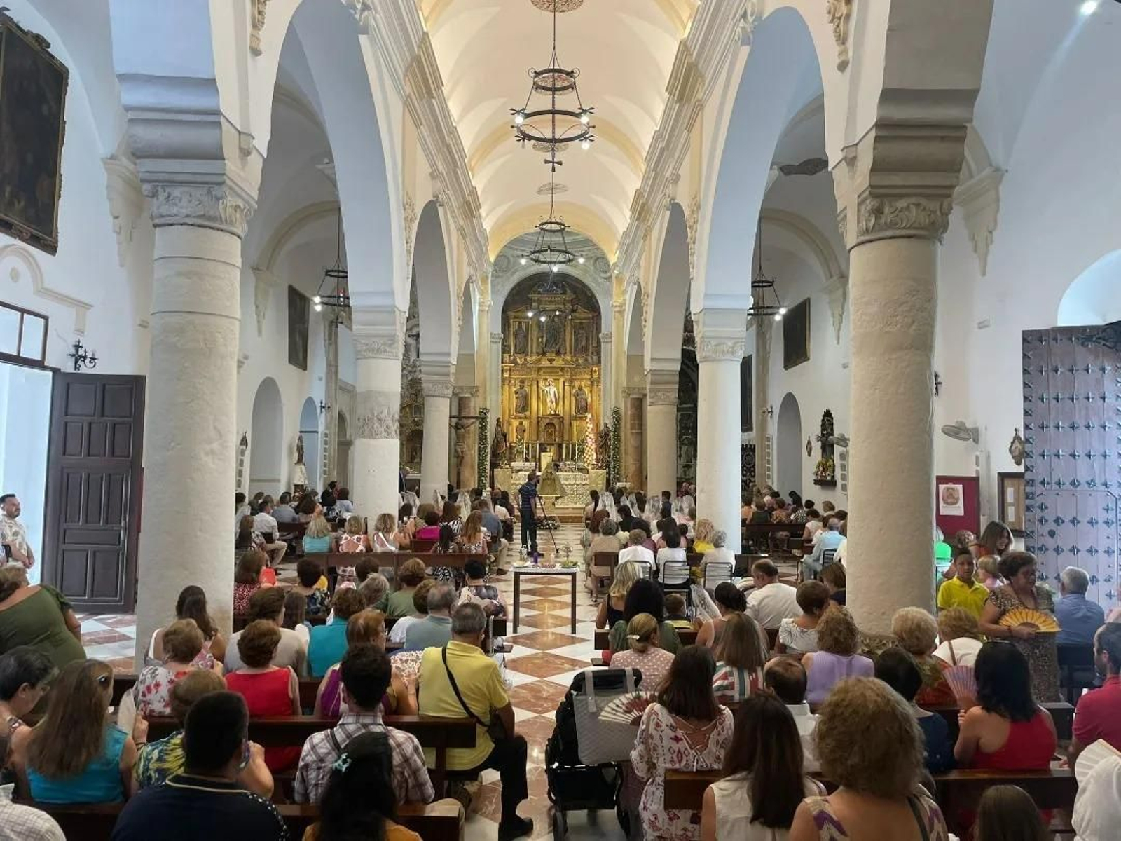 Bendecida en Montemayor una réplica de la Virgen de la Sierra de Cabra Bendecida en Montemayor una réplica de la Virgen de la Sierra de Cabra